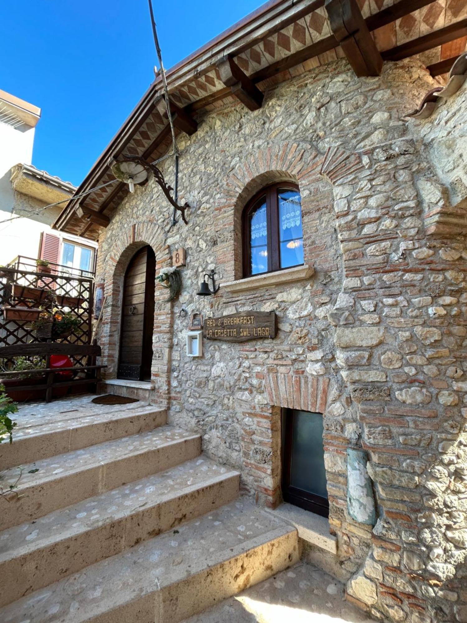 B&B La Casetta Sul Lago Colle di Tora エクステリア 写真