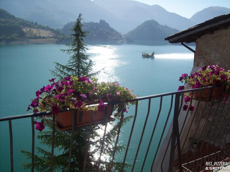 B&B La Casetta Sul Lago Colle di Tora エクステリア 写真